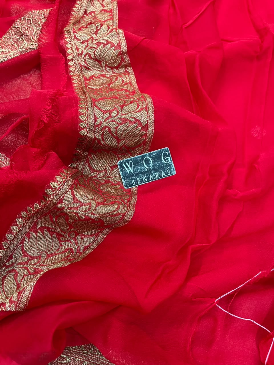 BRIDAL RED PURE HANDWOVEN KHADDI CHIFFON SAREE WITH ANTIQUE