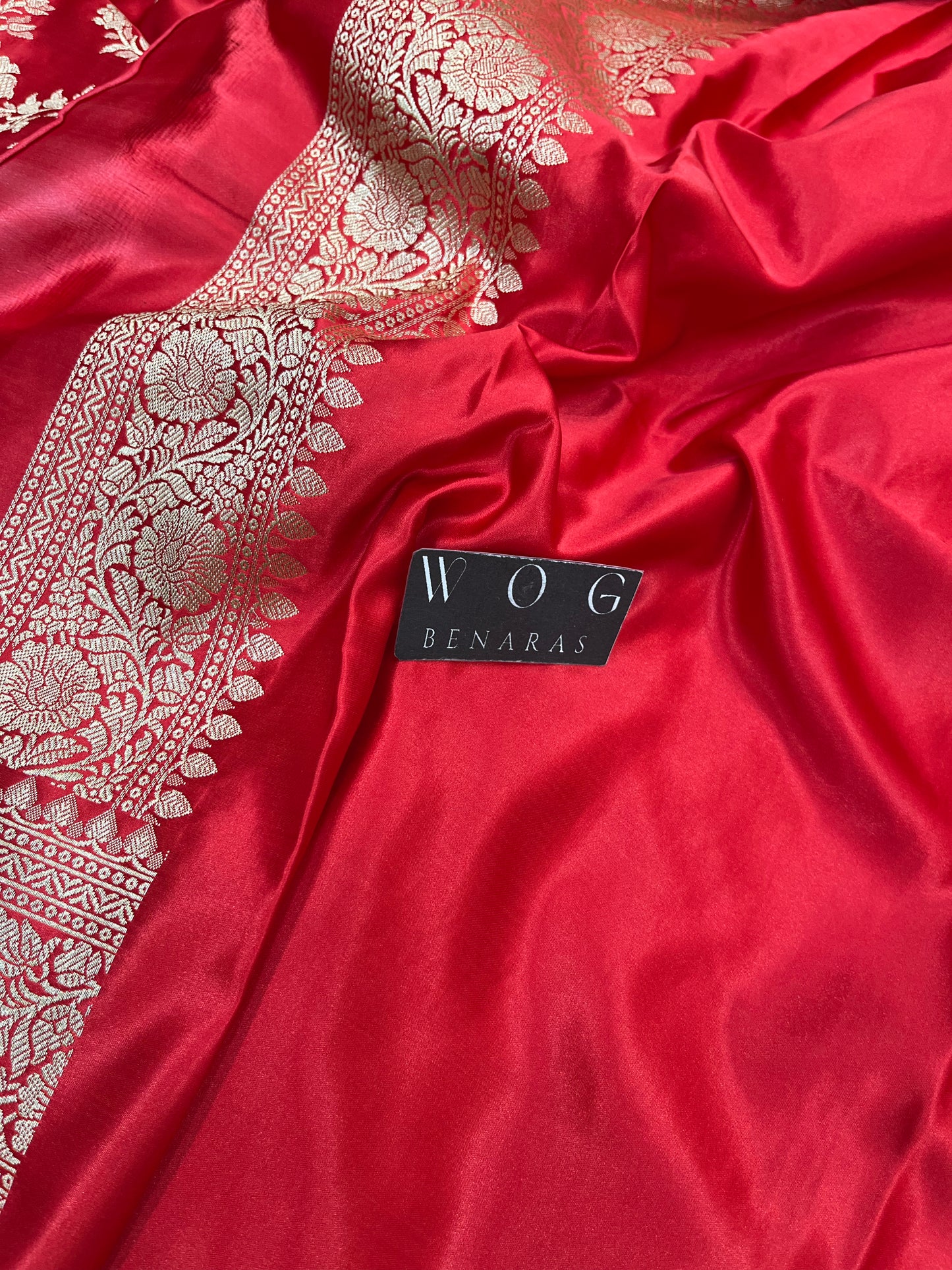 Mashru Jall Saree In Red