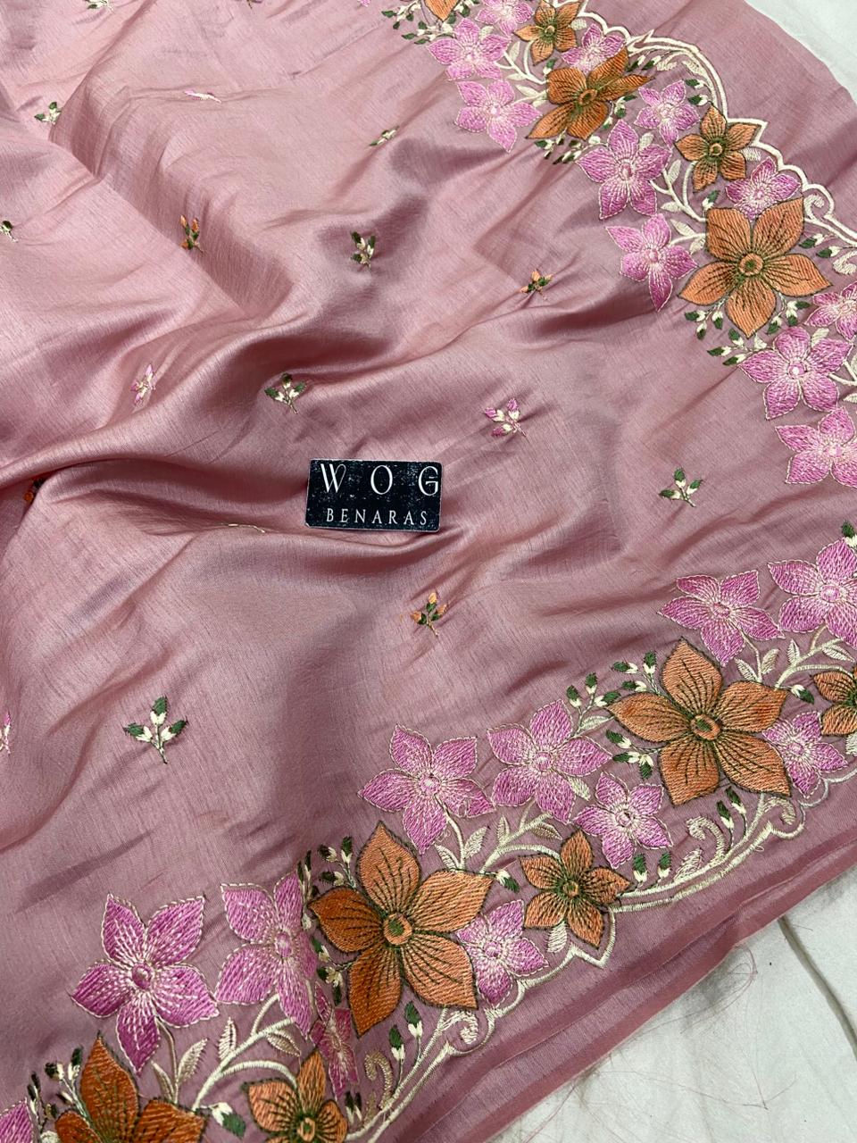 ONION PINK SILK SAREE WITH BUTI AND FLORAL BORDER