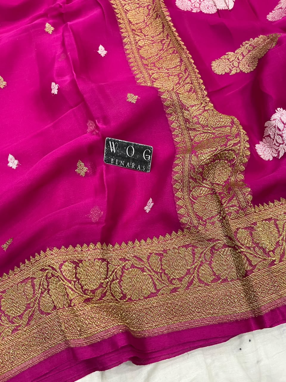 RANI PINK PURE HANDWOVEN KHADDI CHIFFON SAREE WITH ANTIQUE