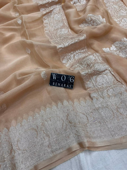 BEIGE HANDWOVEN KHADDI CHIFFON SAREE