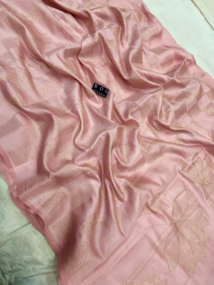 BLUSH PINK SILK SAREE WITH FLORAL PALLU