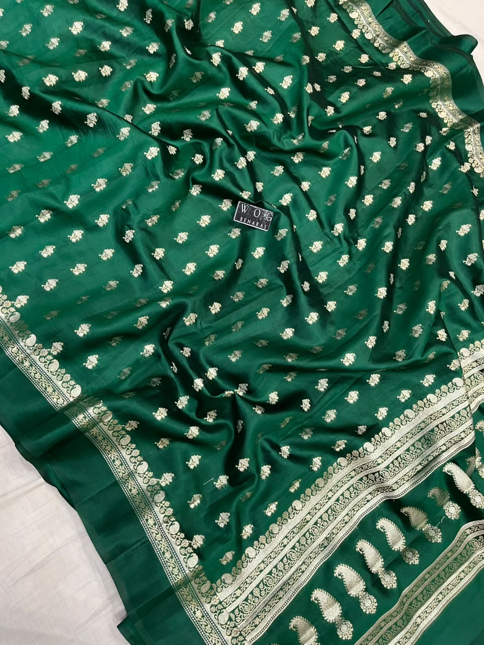 BOTTLE GREEN PURE RAW MANGO SILK SAREE
