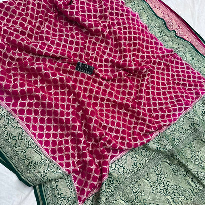 RANI PINK & GREEN PURE KHADDI GEORGETTE SAREE