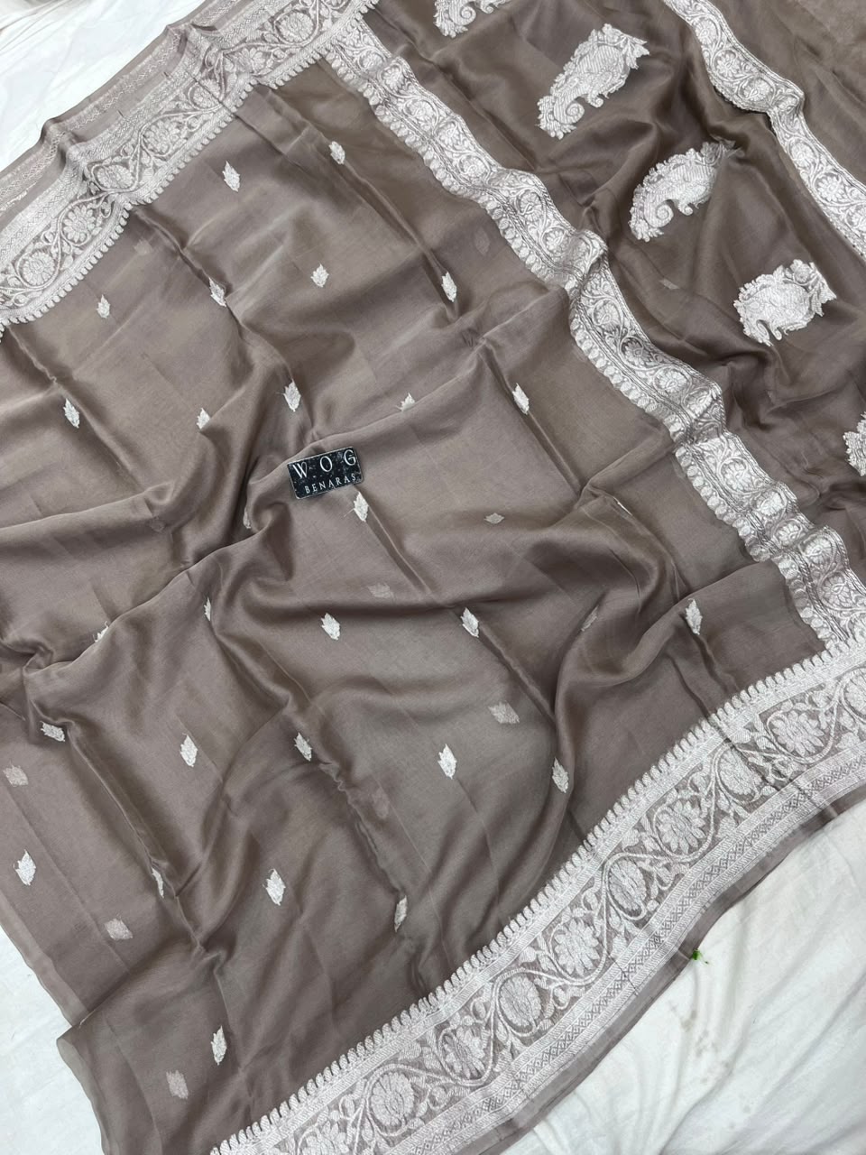 CHARCOAL HANDWOVEN KHADDI CHIFFON SAREE