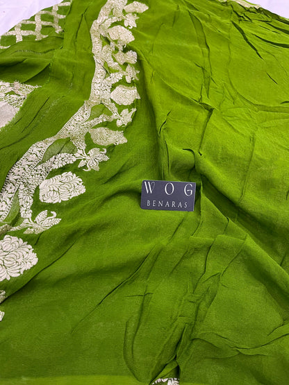 Khaddi Georgette Ghatchola In Mehendi Colour