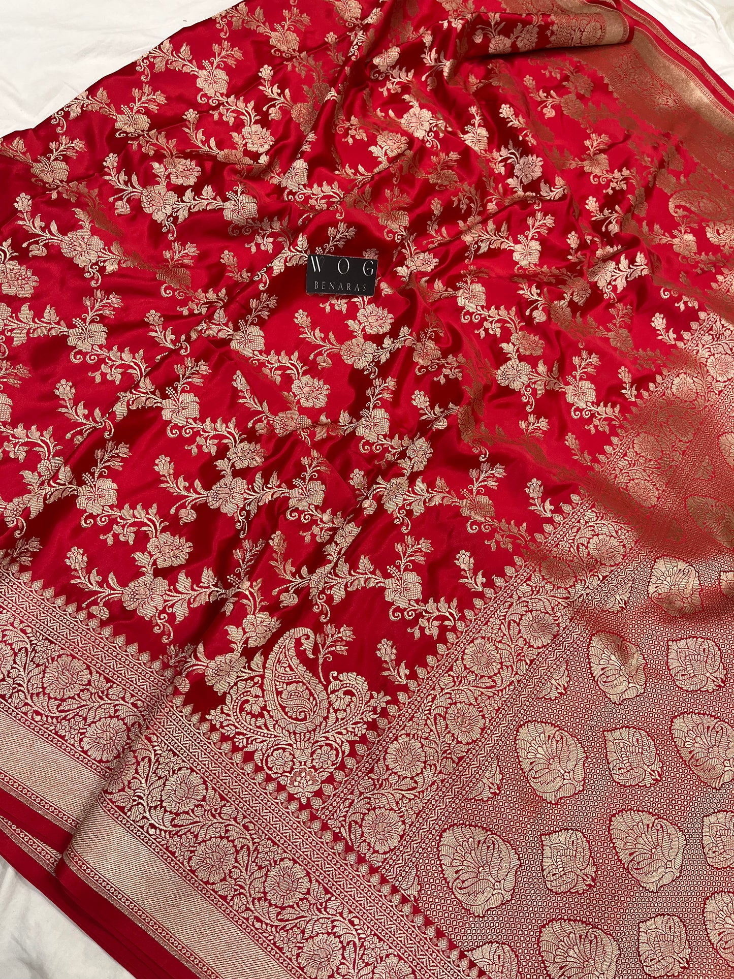 Mashru Jall Saree In Red