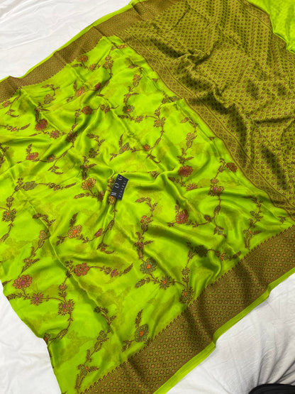 Pure Crep Meenakari Jall In Pista