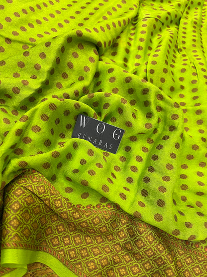 Pure Crep Meenakari Jall In Pista