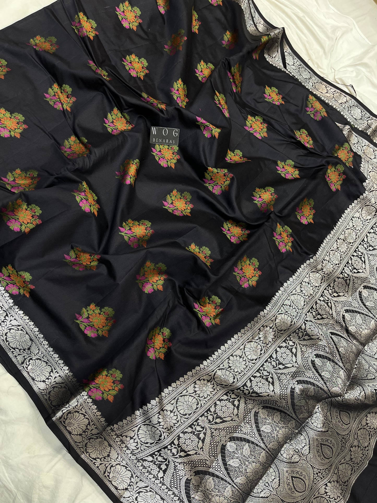 Pure Chiniya Pashmina Buta in Black