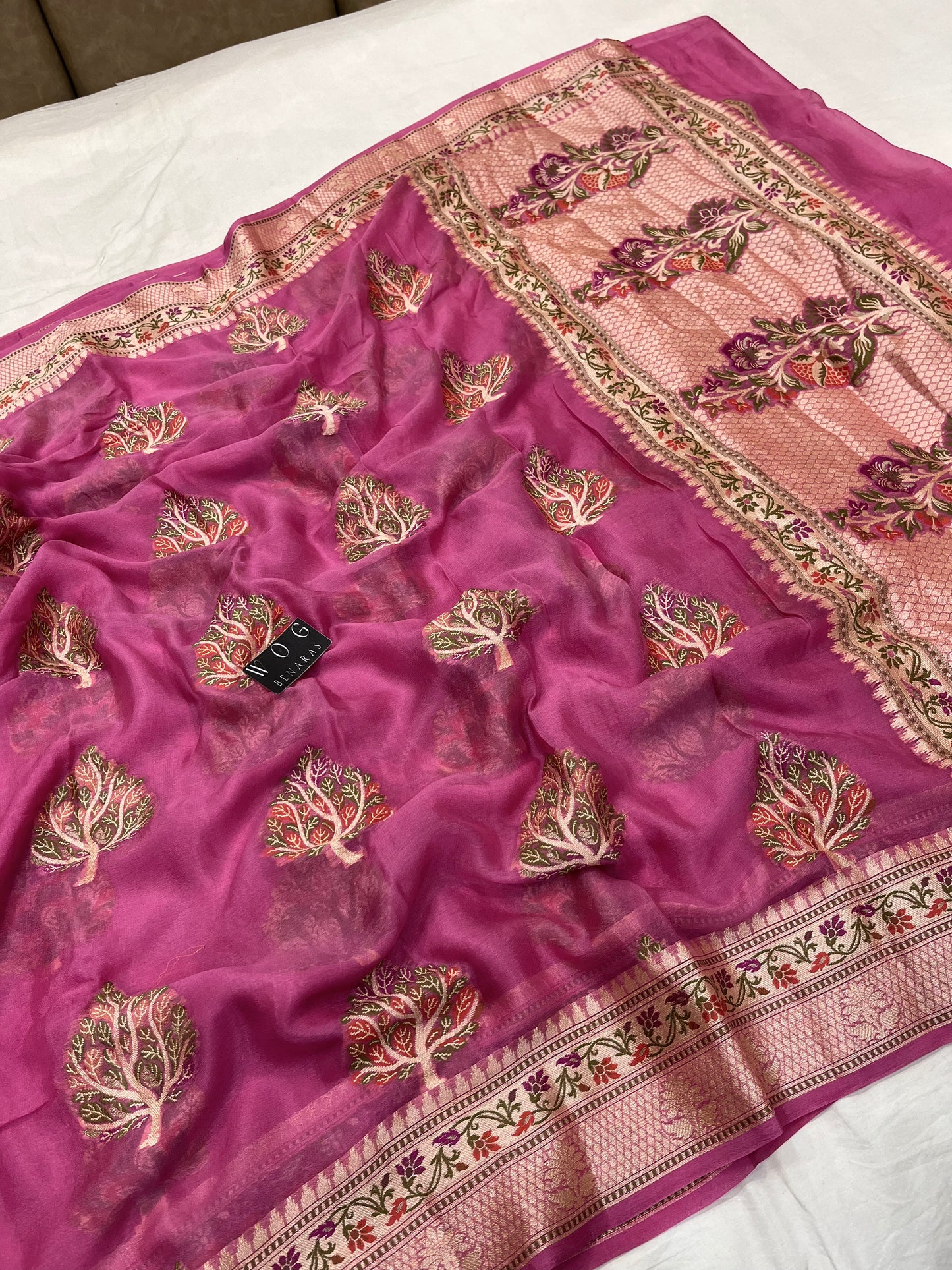 Pure Crep Meenakari Buta in Pink